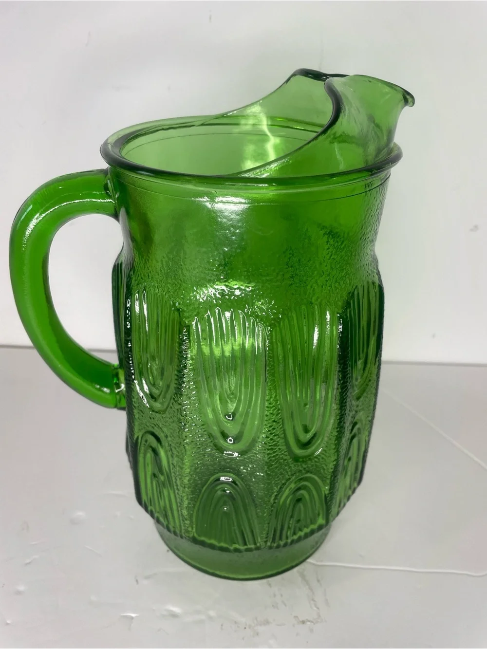 Vintage Green Glass Anchor Hocking Fingerprint Thumbprint Pitcher 2 Qts